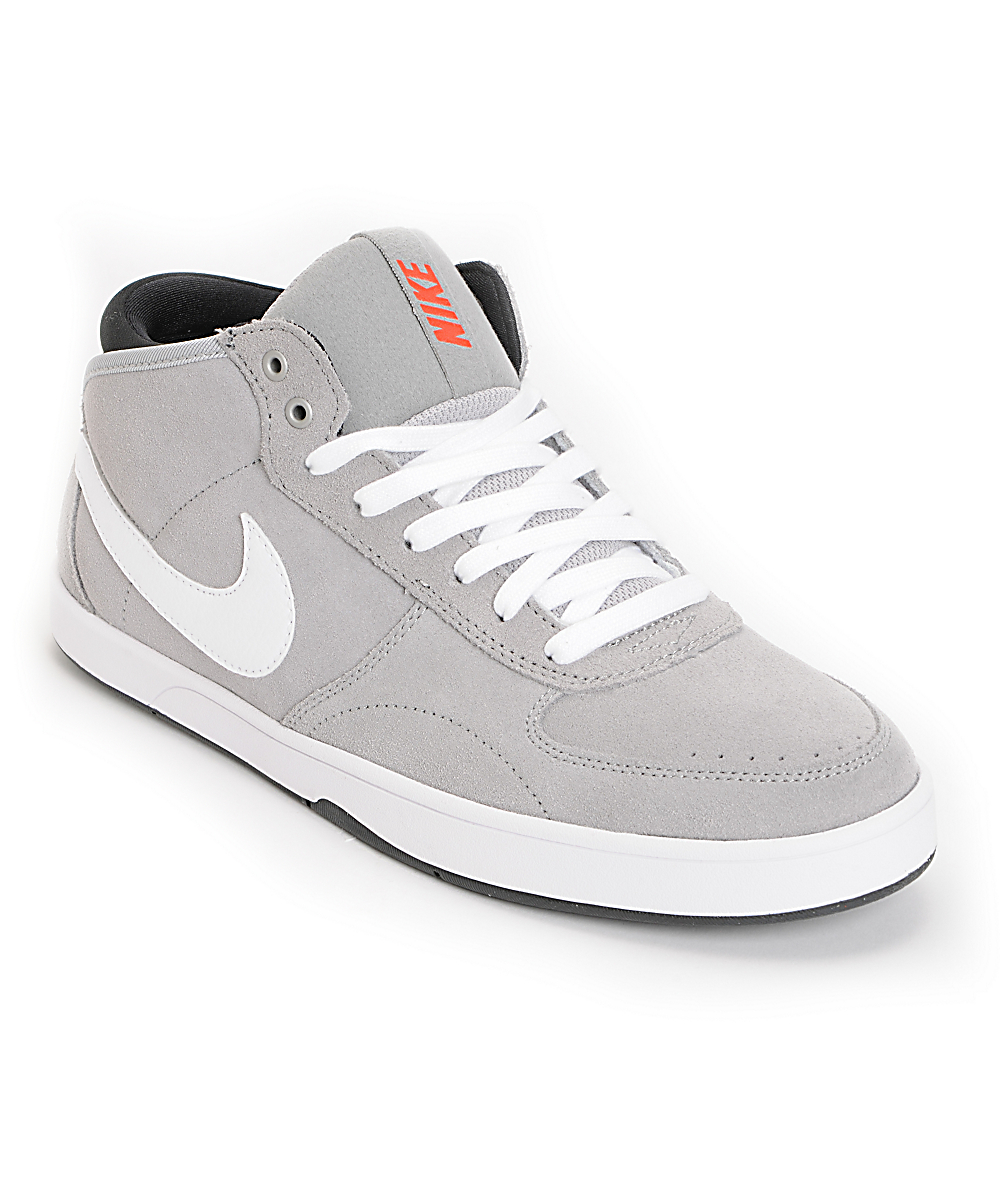 nike mavrk mid 3