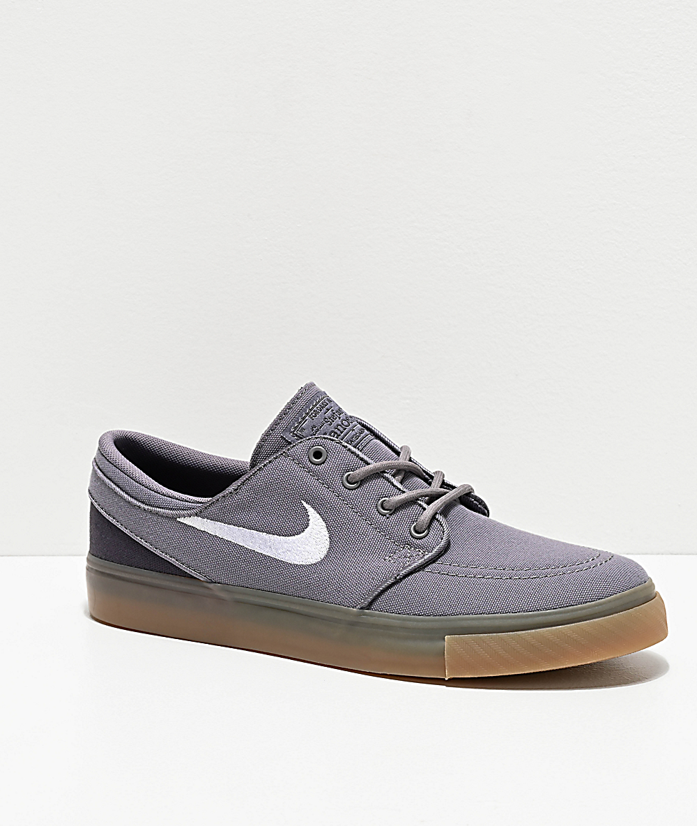 nike janoski skateboarding