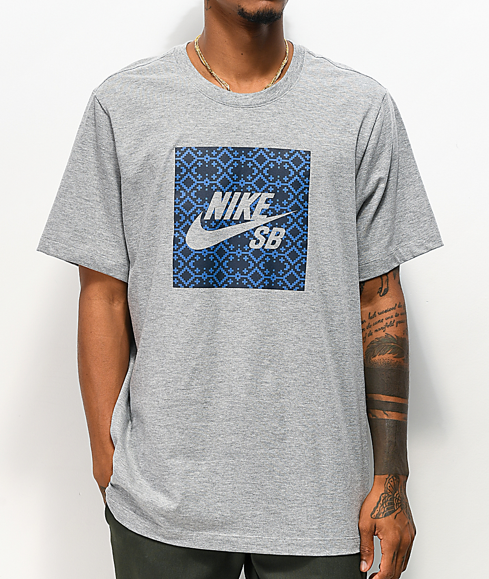 nike tshirt grey
