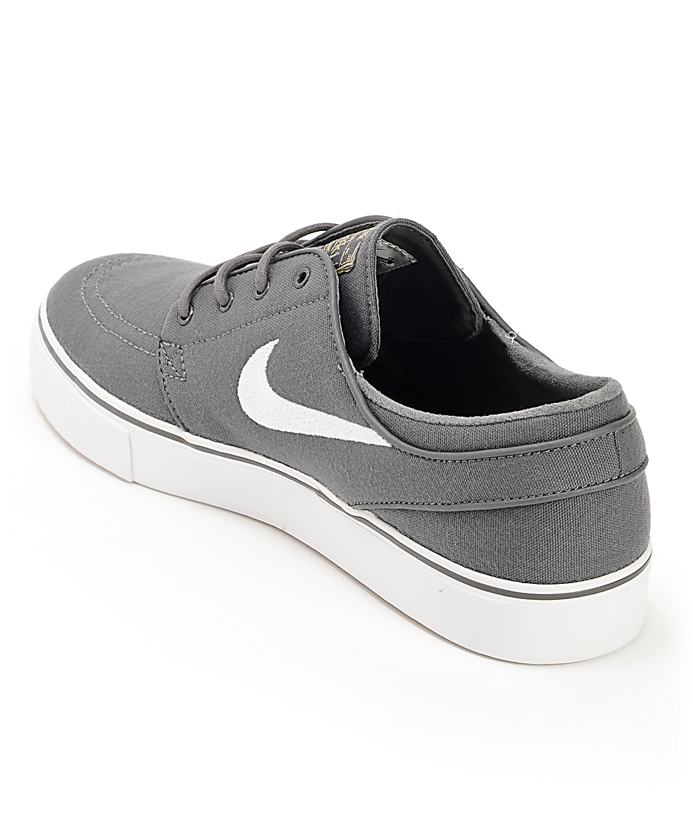 Nike SB Zoom Stefan Janoski zapatos de skate de lona gris, marron y negro Nike SB Zoom Stefan Janoski zapatos de skate de lona gris, marron y negro