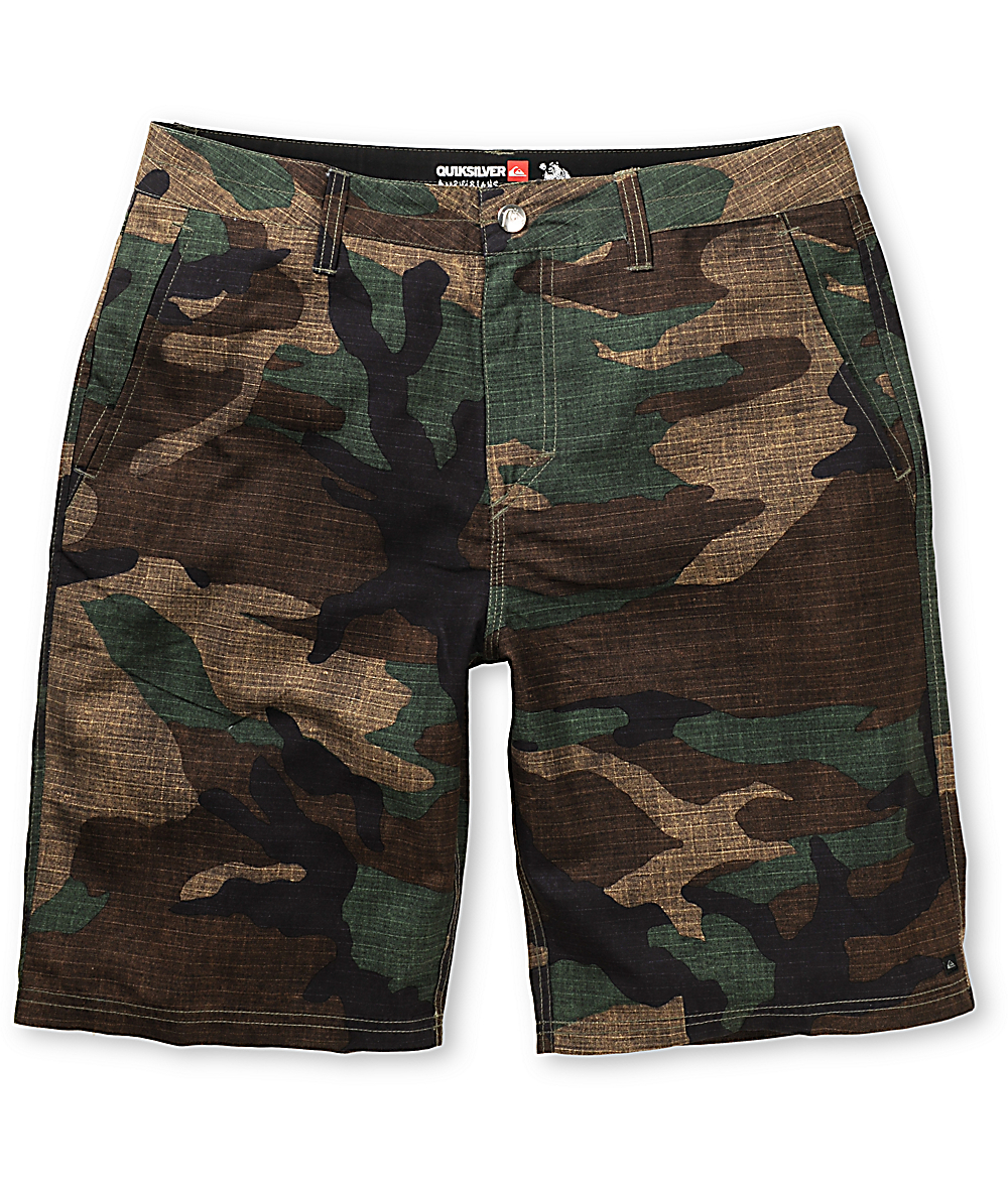 quicksilver khaki shorts