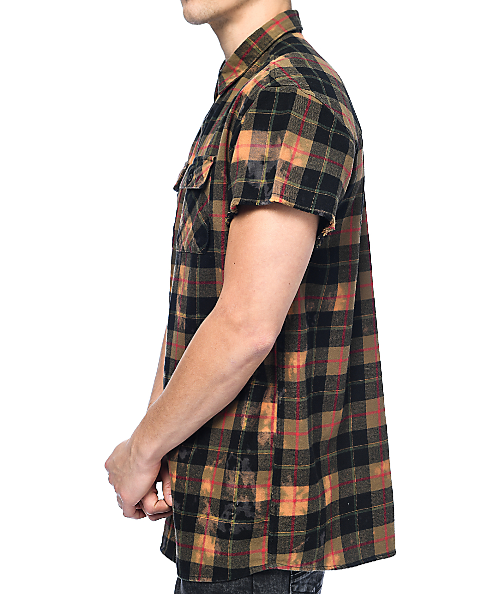 Show your muscles in a new way with the Pablo flannel shirt. This ...