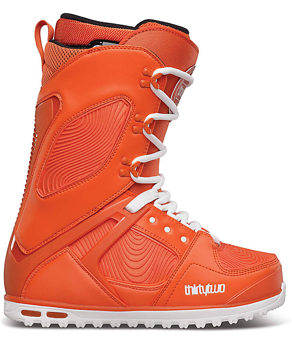 32 tm two snowboard boots