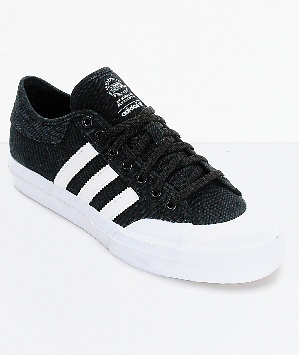 adidas rubber toe shoes