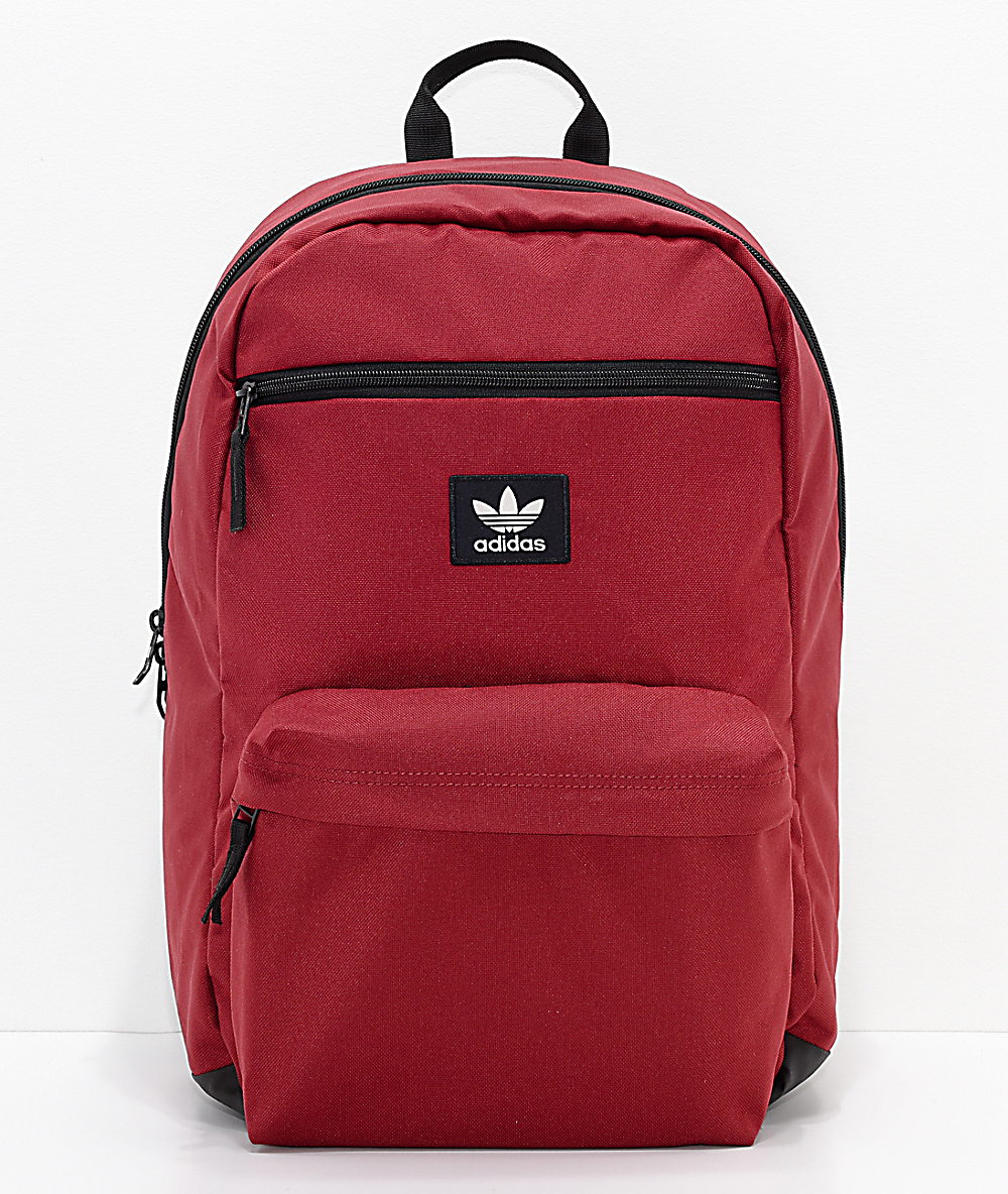 mochilas adidas marrón