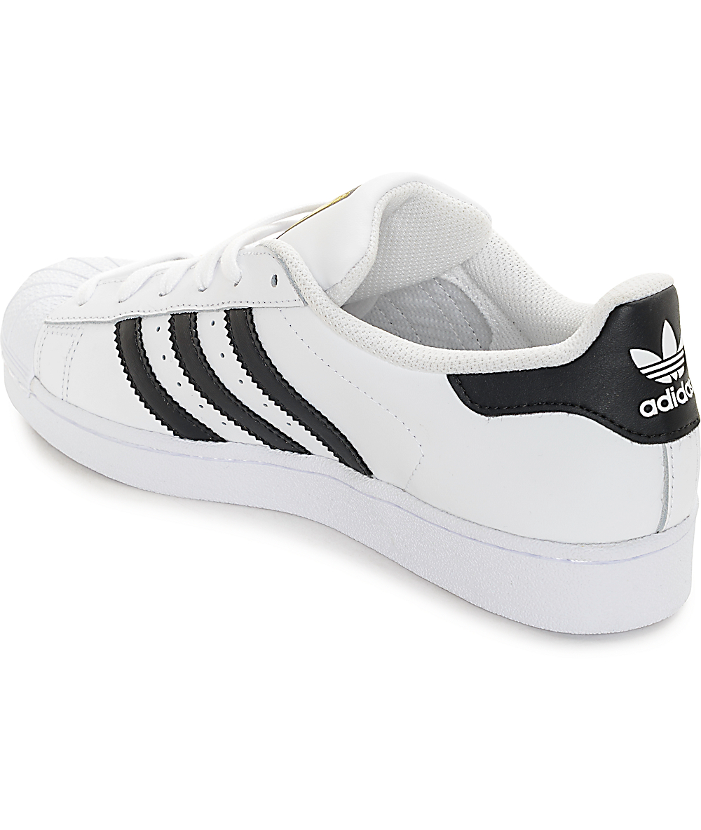 adidas blancos con negro mujer