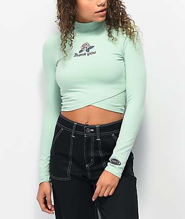 By Samii Ryan Double Crossed camiseta corta de manga larga verde