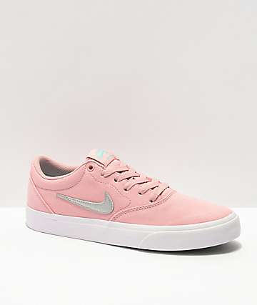 nike skate shoes womens