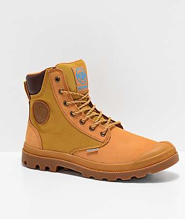 Palladium Pampa Sport Cuff botas en ámbar, dorado y goma