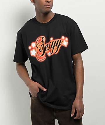 Sexyy Redd Vices Tシャツ オフィシャルライセンス RAP TEES Sexyy Red In Sexyy We Trust Black T-Shirt | Zumiez