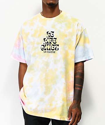 The Quiet Life Psych camiseta tie dye amarilla, rosa y azul