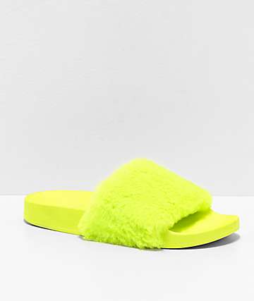 chanclas fila amarillas