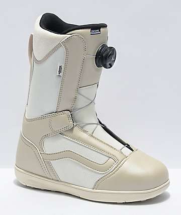 2021 vans snowboard boots