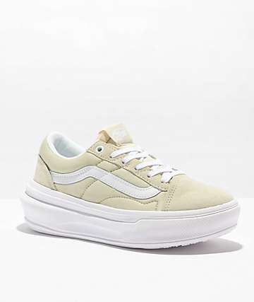 Vans slip outlet on plataforma