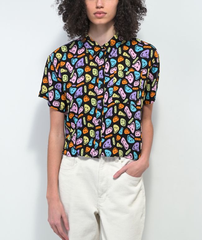 A-Lab Kona Warped Smile Black Short Sleeve Button Up Crop Shirt