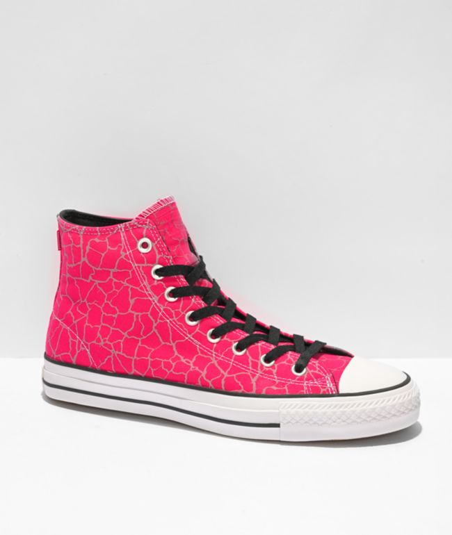 Bidrag Fern flare Converse Chuck Taylor All Star Pro Crackle Pink & Black High Top Skate Shoes
