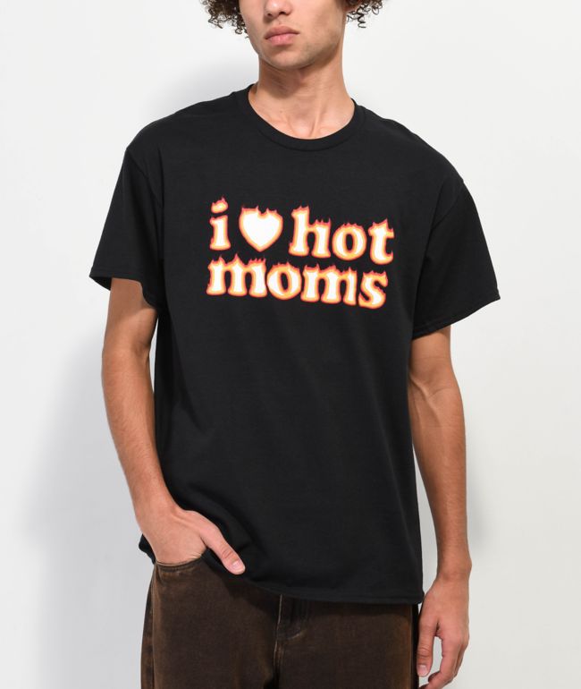 Danny Duncan I Heart Hot Moms Flame Camiseta negra