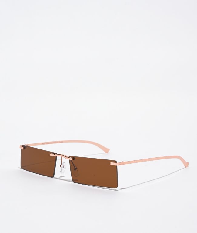 Gafas de sol marrones delgadas rectangulares