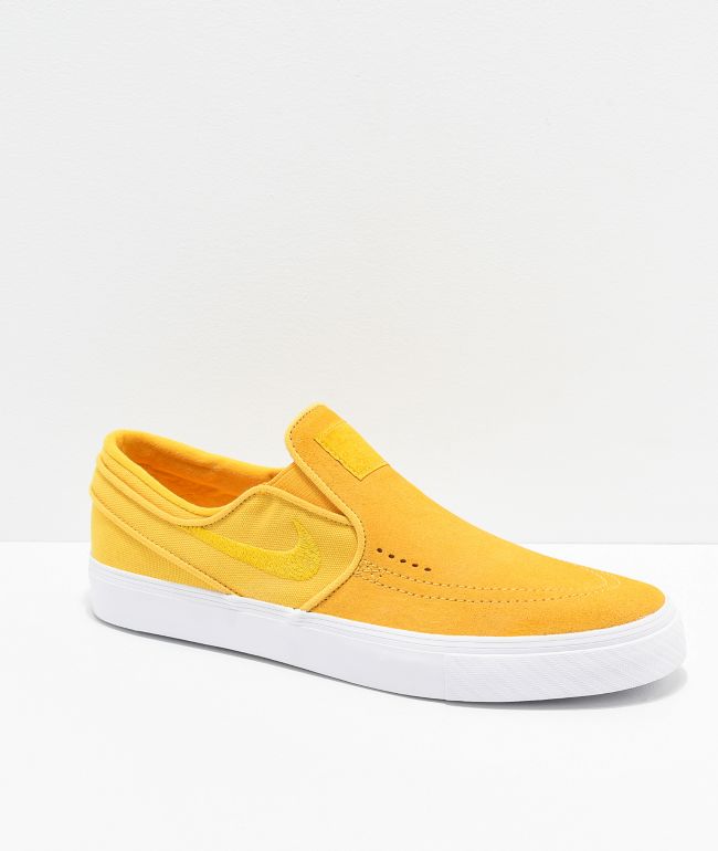 Nike SB Janoski Slip-On zapatos de skate de color amarillo ocre | Zumiez