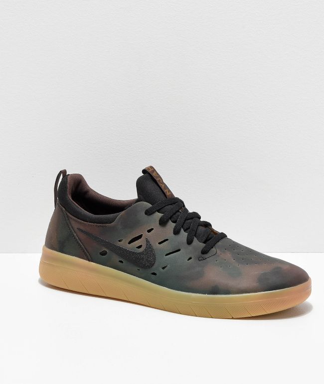 nyjah huston camo shoes