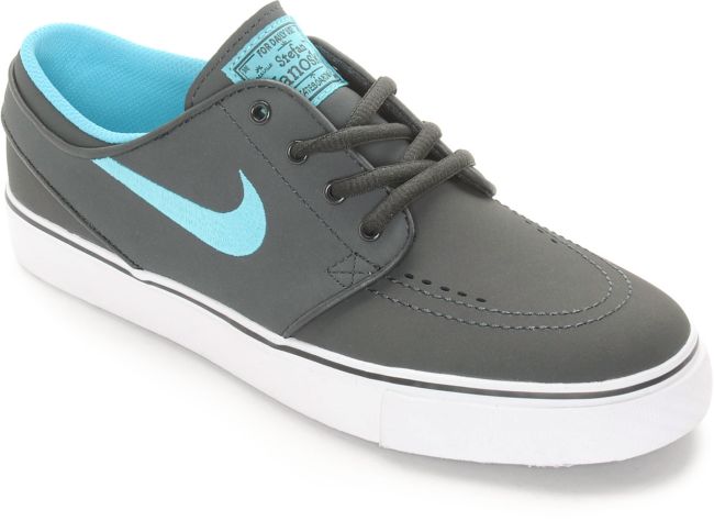 nike grey and teal shoes