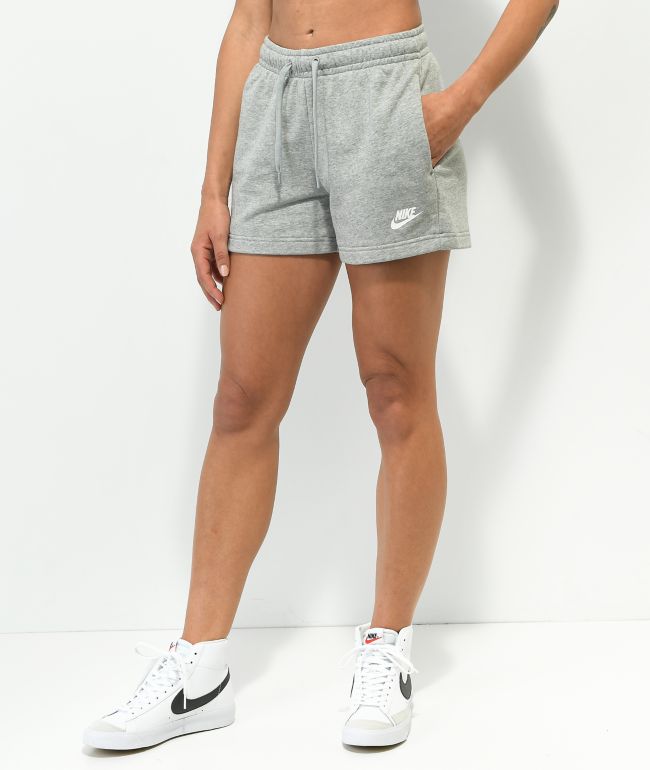 Nike Sportswear Club Essential Shorts de polar gris