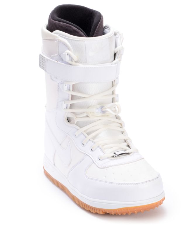 nike zoom air force 1 snowboard boots