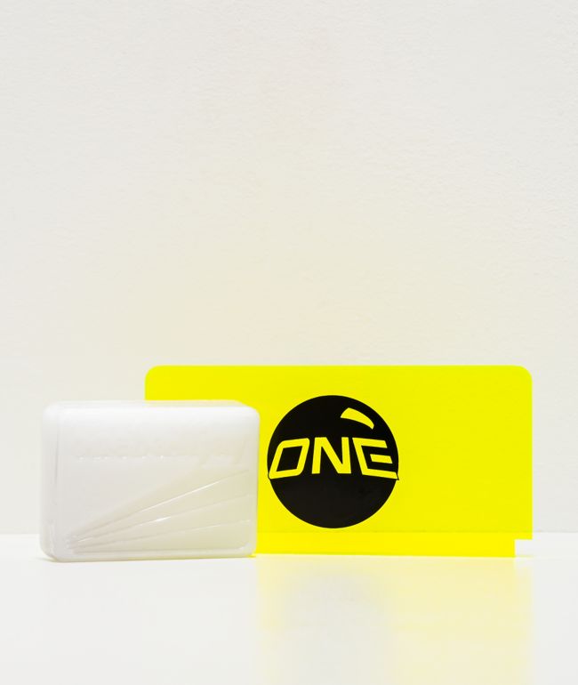 One Ball Mini Snowboard Wax Kit