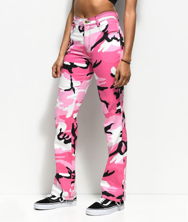 camouflage pants pink