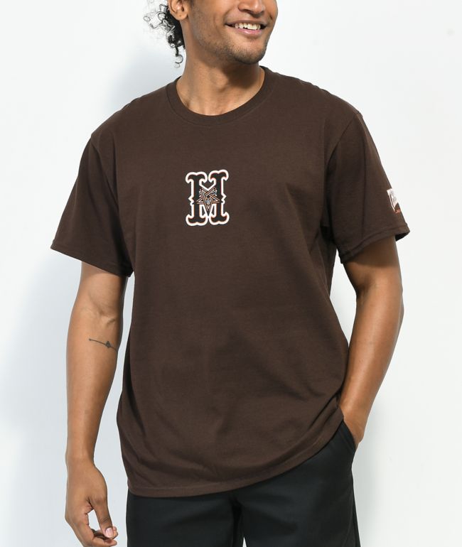 Sunnydale camiseta marrón de HUF x THRASHER.