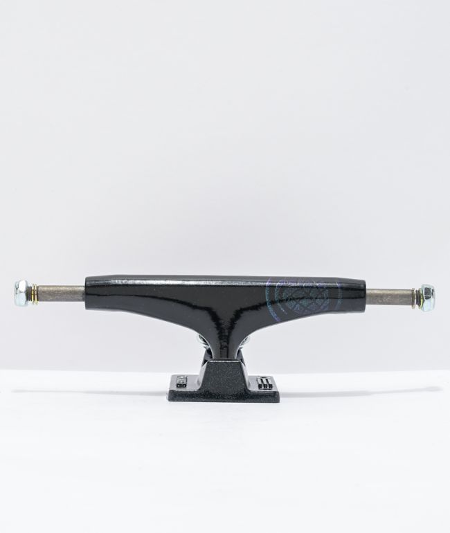 Thunder sonora shift black & white 147 skateboard truck clearance