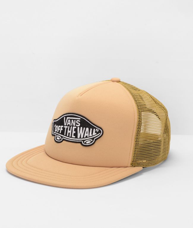 tan vans hat