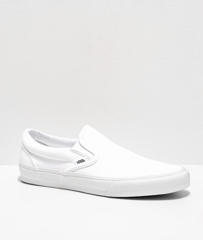 vans white slip on shoes