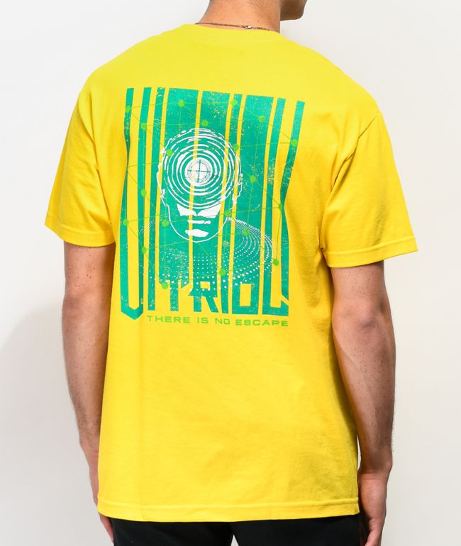 yellow t shirt matching jeans