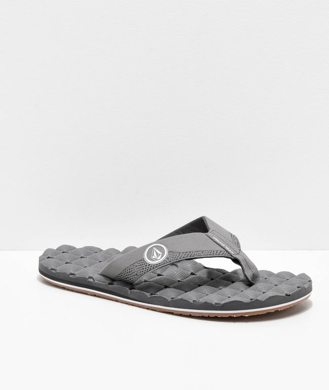 zumiez flip flops