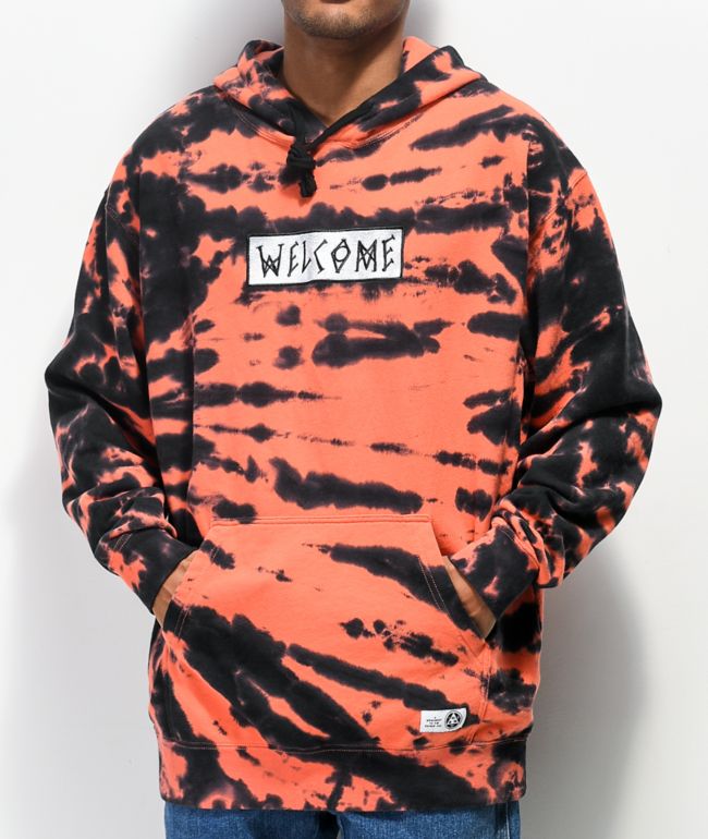 tie dye hoodie dark