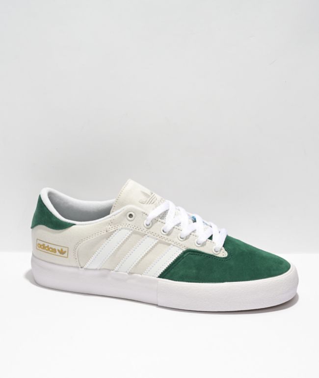 Super Zapatos Blancos y Verdes