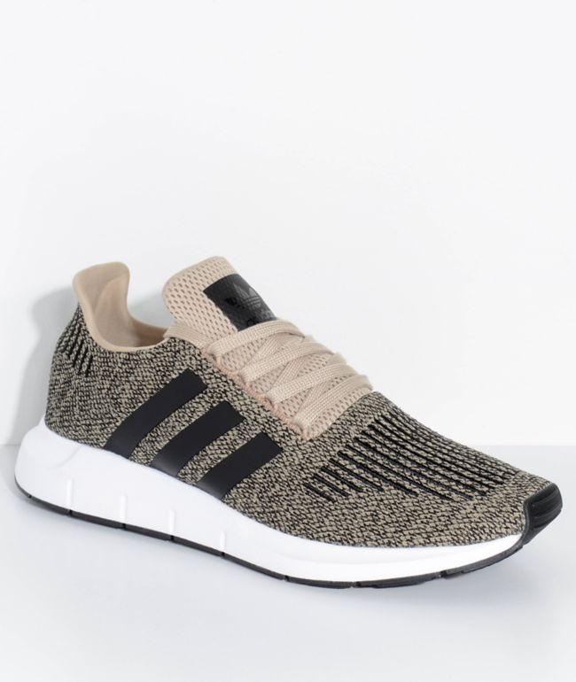 Swift run gold 2025