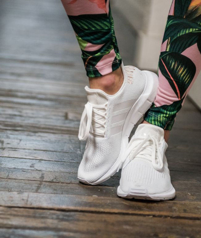adidas swift run white and gold Maskim Kompozit A rA nler San. ve Tic. Ltd. A ti