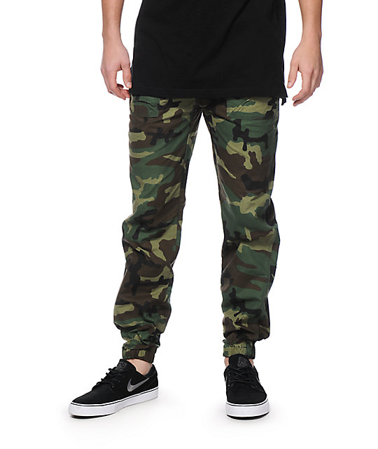 slim fit camo joggers