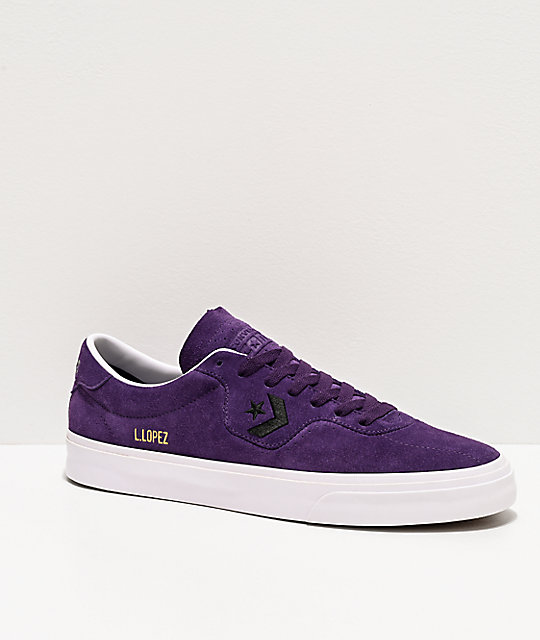 are converse skateboarding shoes