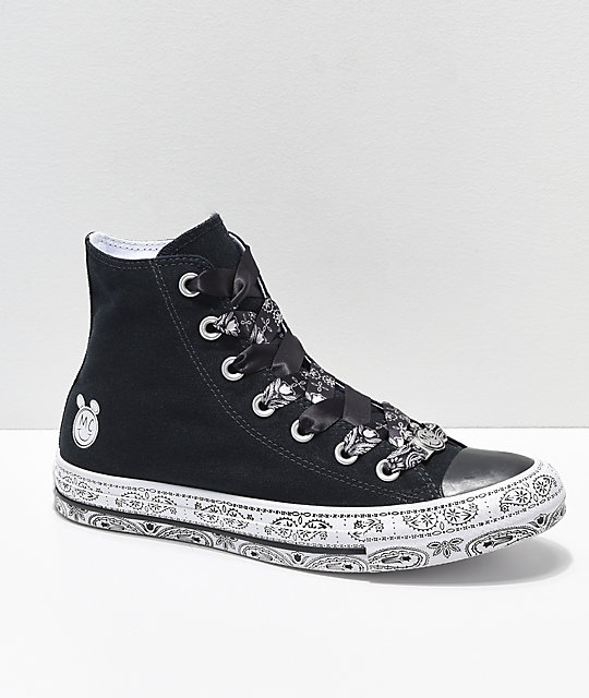 miley cyrus converse 2miley cyrus converse