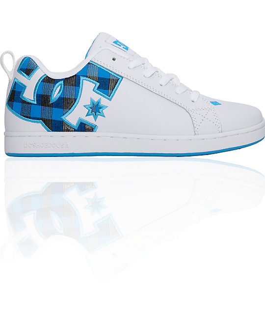 dc court graffik blue