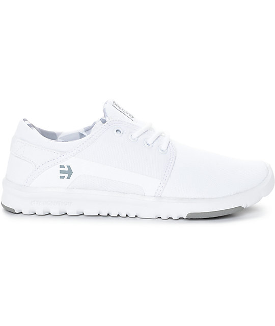 etnies womens scout shoes
