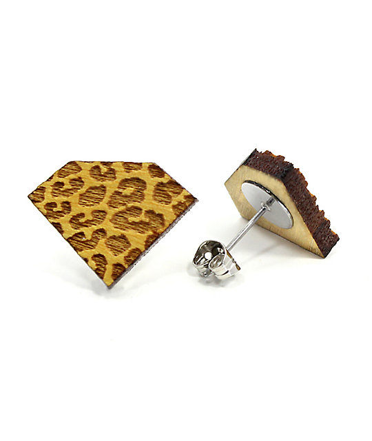 Goodwood Nyc Diamond Cheetah Yellow Wood Stud Earrings Zumiez Goodwood Nyc Diamond Cheetah Yellow Wood Stud Earrings