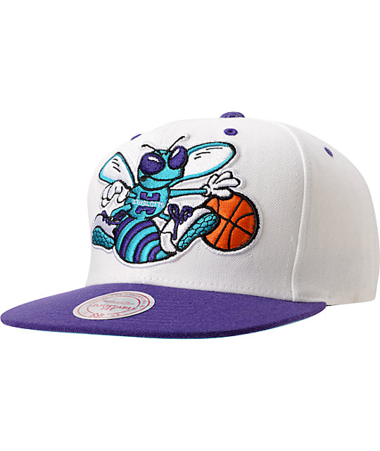 NBA Mitchell and Ness Hornets XL Logo 2Tone White Snapback Hat | Zumiez