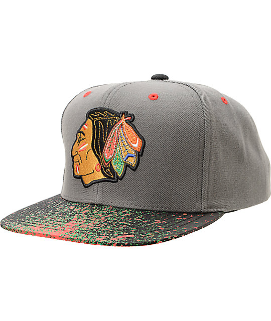 NHL Mitchell And Ness Chicago Blackhawks Grey Splatter Snapback | Zumiez