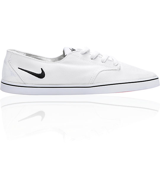 nike white canvas trainers