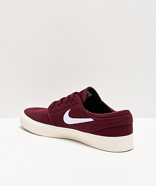 maroon nike boots