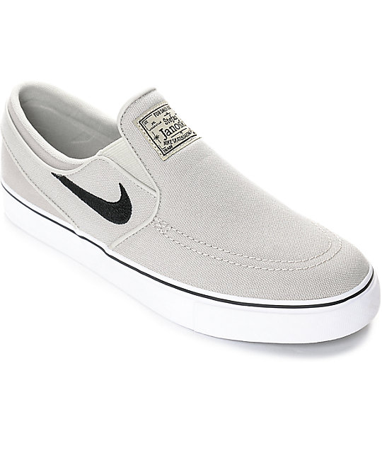 Nike SB Janoski Pale Grey Boys Slip-On Canvas Skate Shoes at Zumiez : PDP